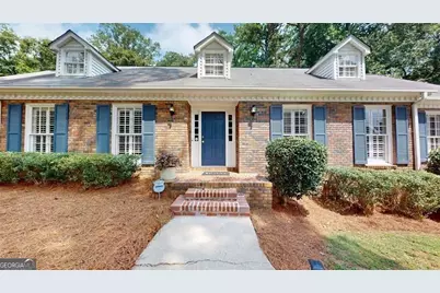 5513 North Peachtree Road, Dunwoody, GA 30338 - Photo 4