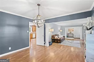 5513 N Peachtree Rd, Dunwoody, GA 30338 - Photo 10