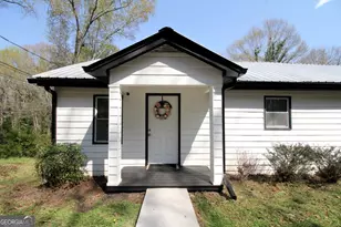 899 E Doyle St, Toccoa, GA 30577 - Photo 2