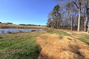 196 Adams Duncan Rd, Hull, GA 30646 - Photo 1