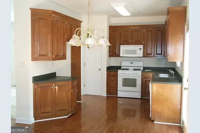 510 Montrachet Court, Lawrenceville, GA 30043 - Photo 4