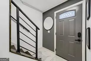 3421 Bayshore Dr, Atlanta, GA 30340 - Photo 4