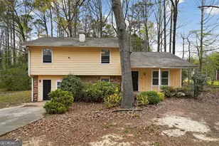 3340 Fannin Ct, Lithonia, GA 30038 - Photo 2