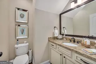 1804 Mariners Cir, Saint Simons, GA 31522 - Photo 10