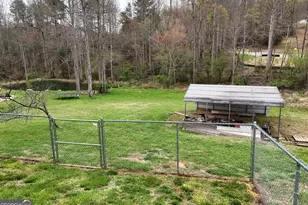 138 Paradise Ln, Blairsville, GA 30512 - Photo 4