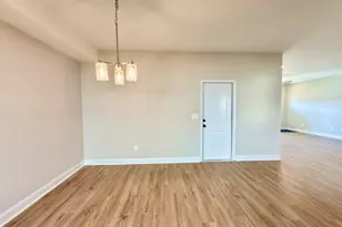 212 Beau Claire Cir, Byron, GA 31008 - Photo 10