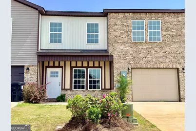 212 Beau Claire Circle, Byron, GA 31008 - Photo 1