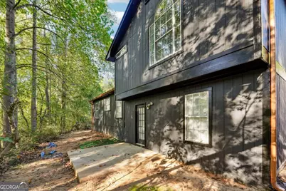 728 Stonebridge Crescent, Lithonia, GA 30058 - Photo 2