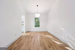 728 Stonebridge Crescent, Lithonia, GA 30058 - Photo 8