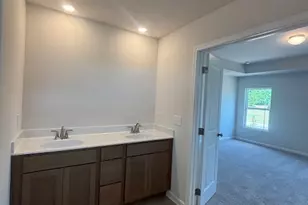 232 Hampton Holw Dr, Jefferson, GA 30549 - Photo 10