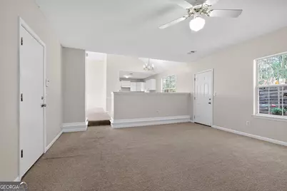 4294 Joshua Crossing, Stone Mountain, GA 30083 - Photo 4