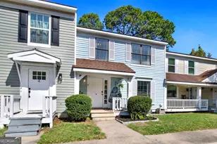912 Pineland Ave, Hinesville, GA 31313 - Photo 2