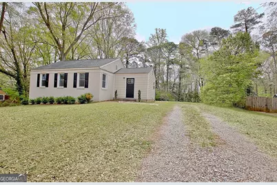 49 Bailey Drive, Newnan, GA 30263 - Photo 2