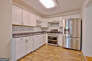 49 Bailey Dr, Newnan, GA 30263 - Photo 8