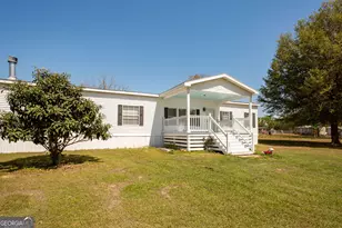 2734 Woodridge Rd, Waycross, GA 31503 - Photo 4