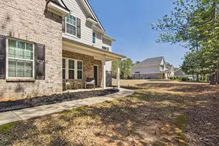 1048 Crosswinds Dr, Midland, GA 31820 - Photo 2