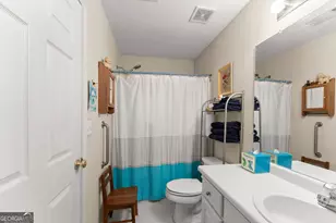 3033 Bentley Park Cir, Gainesville, GA 30504 - Photo 18