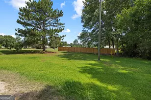 437 Burkhalter Cir, Claxton, GA 30417 - Photo 22