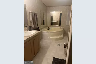 437 Burkhalter Circle, Claxton, GA 30417 - Photo 8