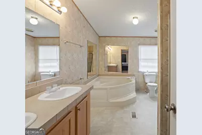 437 Burkhalter Circle, Claxton, GA 30417 - Photo 12