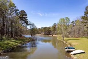 1424 Ridgeway Dr NW, Acworth, GA 30102 - Photo 2