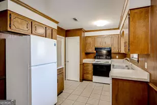 2013 Scott Rd, Augusta, GA 30906 - Photo 10