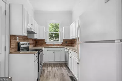 522 Nicoll Street, Savannah, GA 31401 - Photo 8