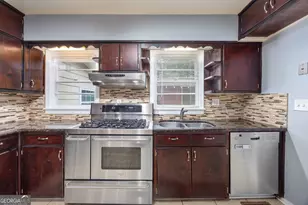 1700 N Dixon Dr, Columbus, GA 31906 - Photo 6