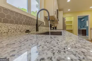 102 Bandy Rd, Lafayette, GA 30728 - Photo 8