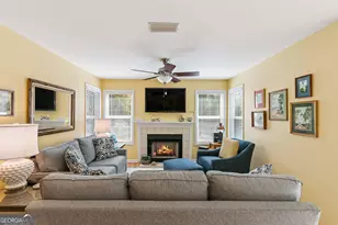 215 Harbour Oaks Dr, Saint Simons, GA 31522 - Photo 10