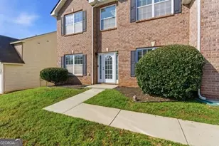 4925 Locherby Dr, Fairburn, GA 30213 - Photo 6