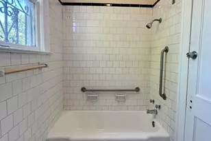 627 W 39th St, Savannah, GA 31415 - Photo 10