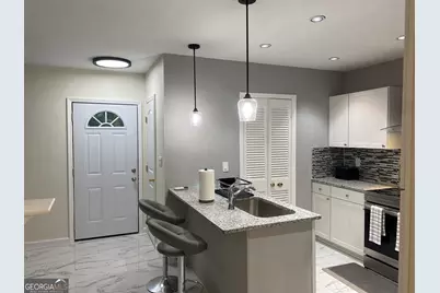 825 Forest Lake Drive S #2, Macon, GA 31210 - Photo 12