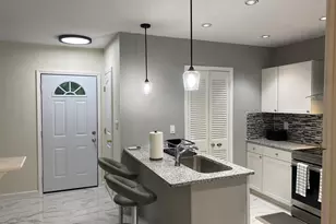 825 Forest Lake Dr S, Macon, GA 31210 - Photo 12