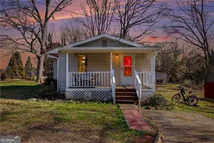 1015 Jefferson Hwy, Winder, GA 30680 - Photo 1