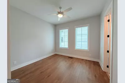 988 Bibbs Cir #4, Atlanta, GA 30318 - Photo 6