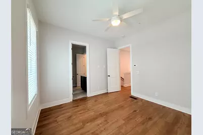 988 Bibbs Cir #4, Atlanta, GA 30318 - Photo 10