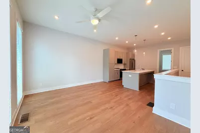 988 Bibbs Cir #4, Atlanta, GA 30318 - Photo 12