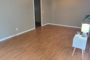 335 Laurel Ln, Lagrange, GA 30241 - Photo 2