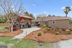 115 Emanuel Loop Rd, Brunswick, GA 31523 - Photo 6