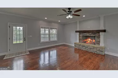 5270 Union Circle, Flowery Branch, GA 30542 - Photo 2