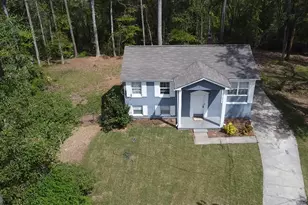 8427 Fredericksburg Ct, Jonesboro, GA 30238 - Photo 2