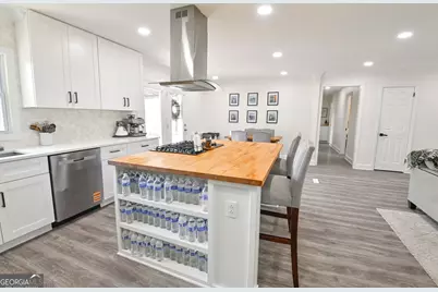 150 Sims Street, Winder, GA 30680 - Photo 6