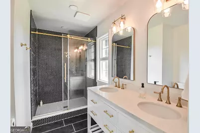 150 Sims Street, Winder, GA 30680 - Photo 8