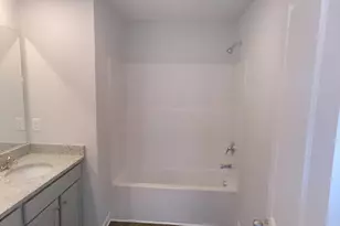 318 NW Oakwood Dr, Milledgeville, GA 31061 - Photo 10