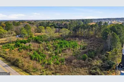 2381 Iris Drive SE, Conyers, GA 30013 - Photo 8