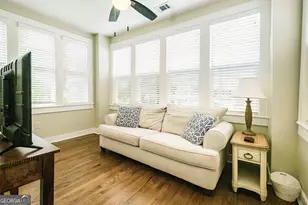 309 E 34th St, Savannah, GA 31401 - Photo 32
