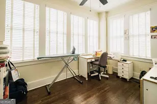 309 E 34th St, Savannah, GA 31401 - Photo 6