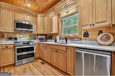 2587 Goose Island Road, Cherrylog, GA 30552 - Photo 10