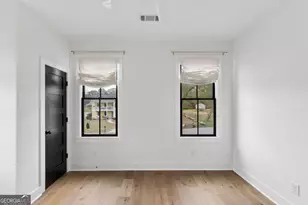 98 Middle St, Senoia, GA 30276 - Photo 36